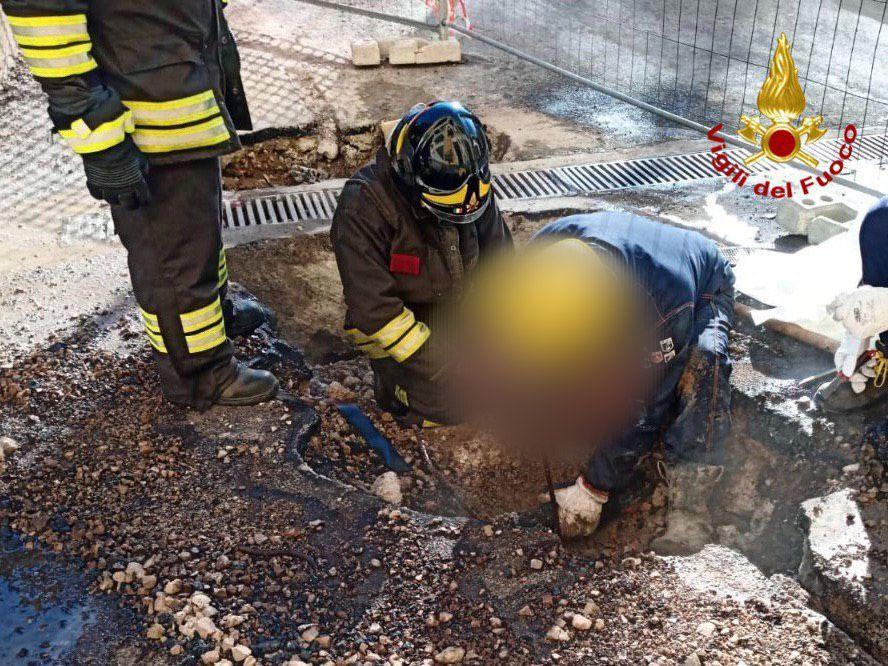 Foto condotta gas a Potenza